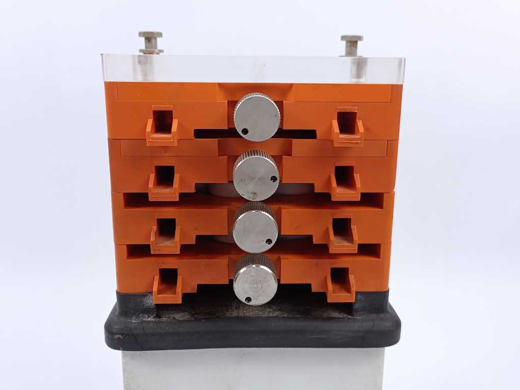 LKB BROMMA 2115 Laboratory peristaltic pump Multiperpex
