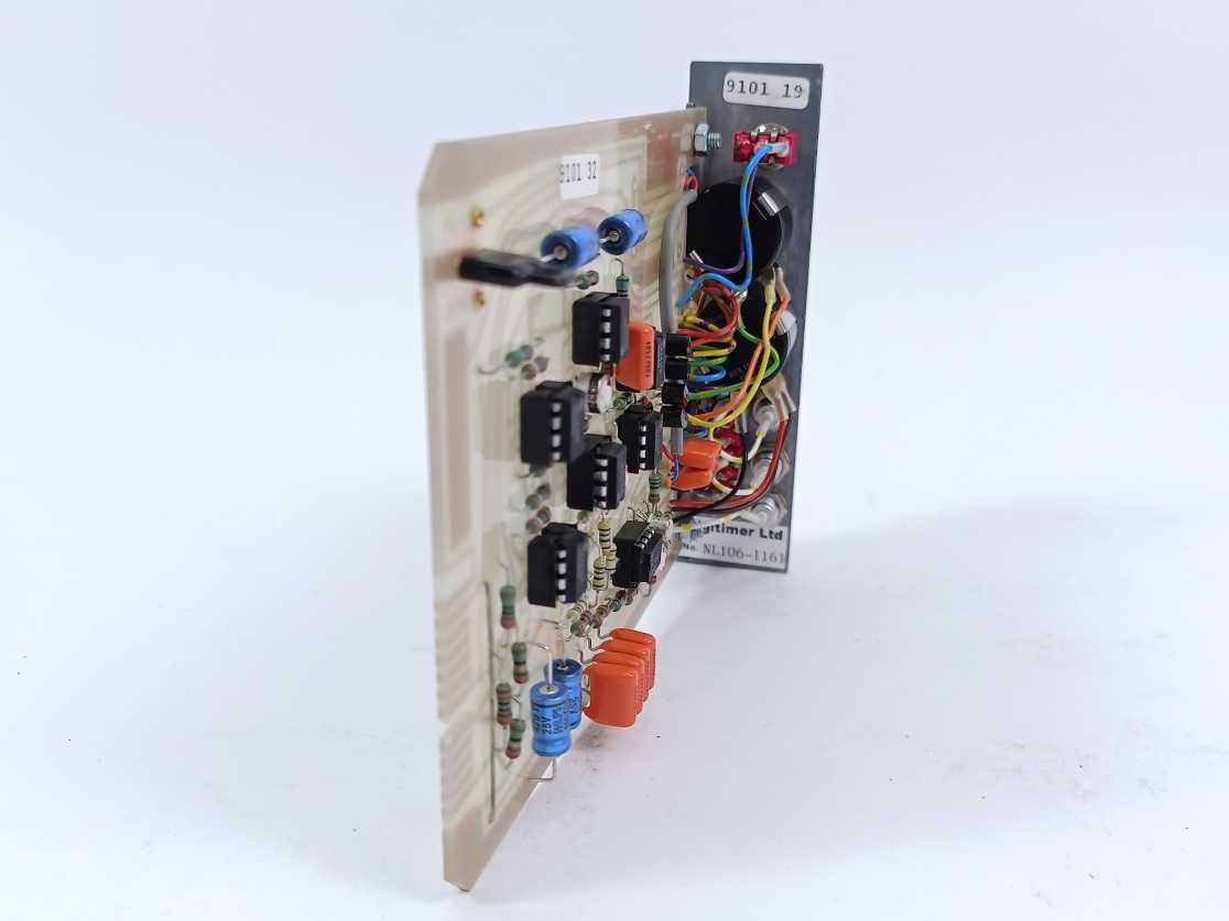 Digitimer NL106 AC-DC Amp