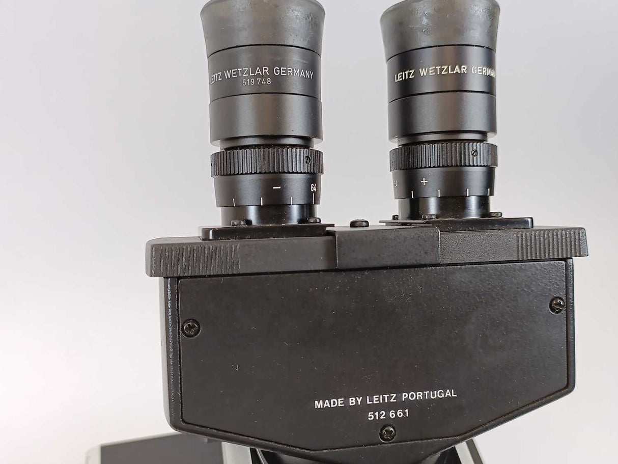 Leitz 020-435.025 Laborlux 12 Microscope, No optics w/ Periplan 10x/18