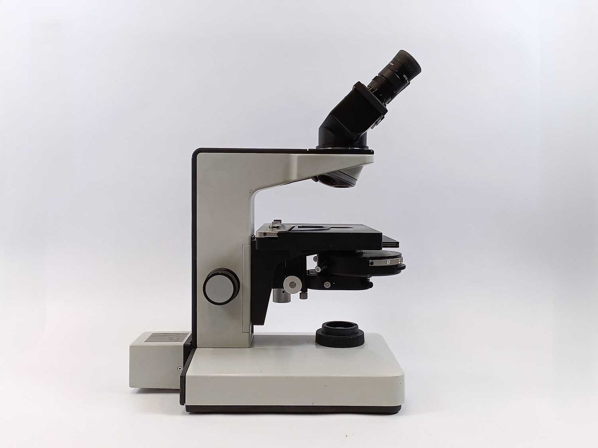 Leitz 020-435.025 Laborlux 12 Microscope, No optics w/ Periplan 10x/18