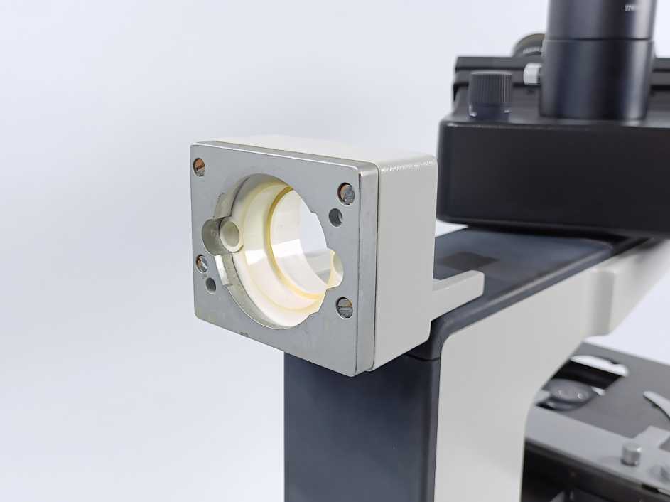 Leitz Laborlux S Microscope, No optics w/ Periplan 10x/18