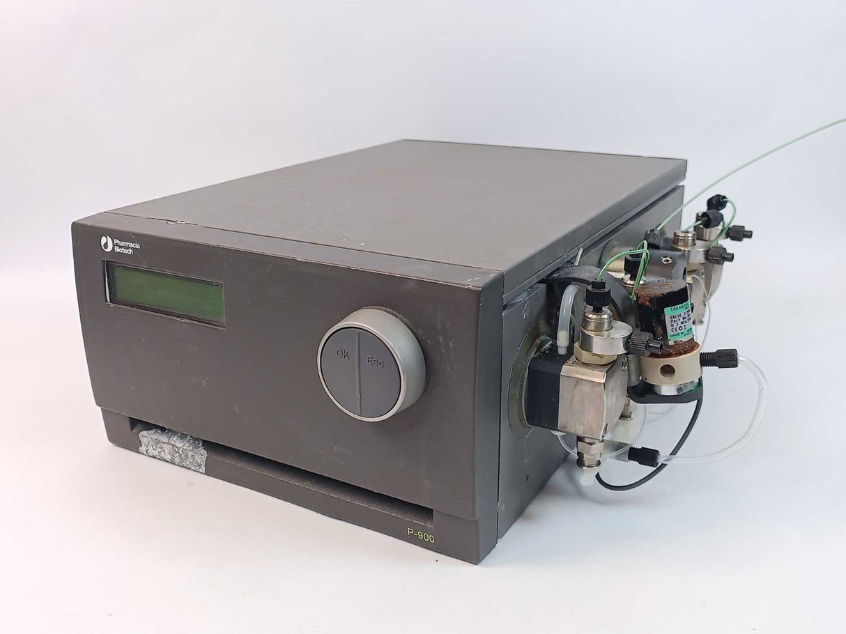 Pharmacia Biotech P-900 Pump Liquid Chromatography