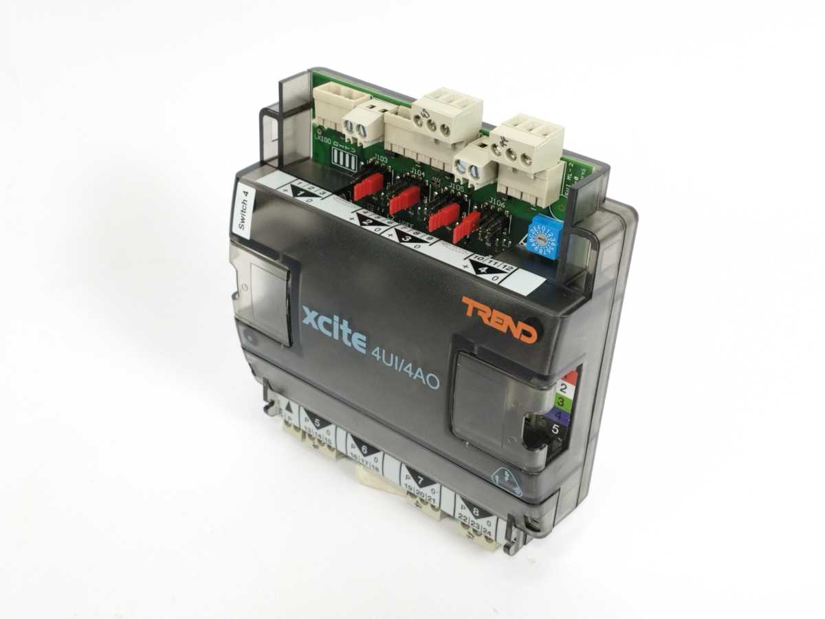 TREND ITEM3-2000U040400 XCITE/IO/4UI/4AO