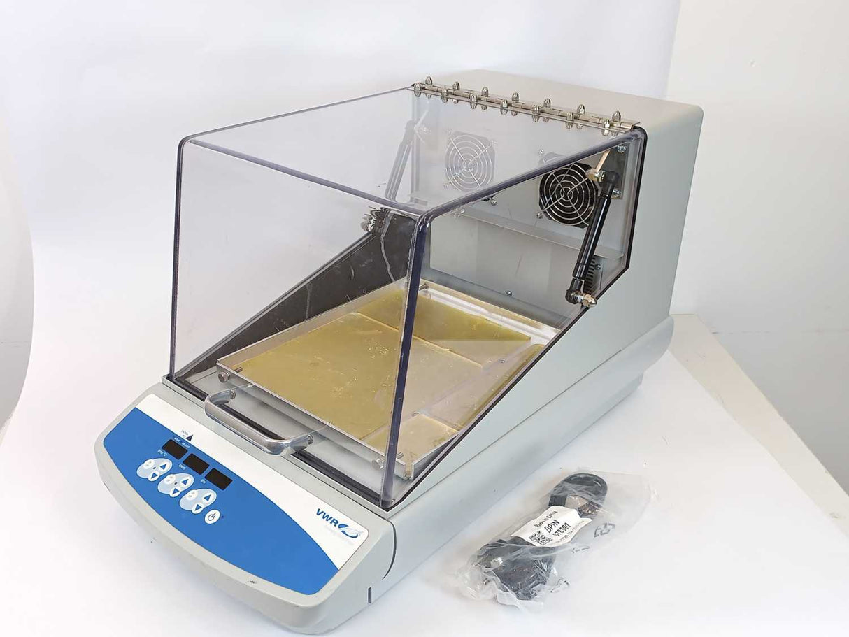 VWR 444-7084 Incubator Heater Shaker