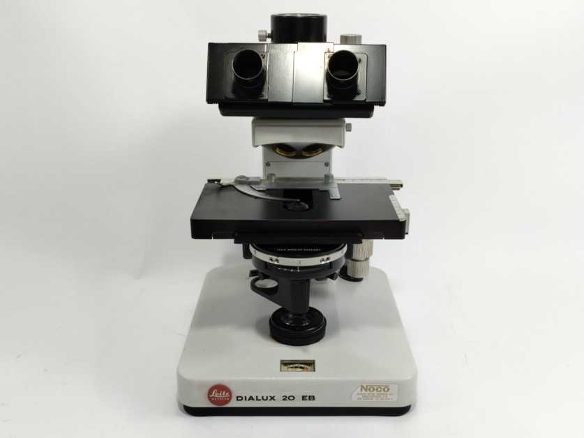 Leitz Wetzlar 020-452.008 DIALUX 20 EB Microscope **FOR SPARE PARTS**