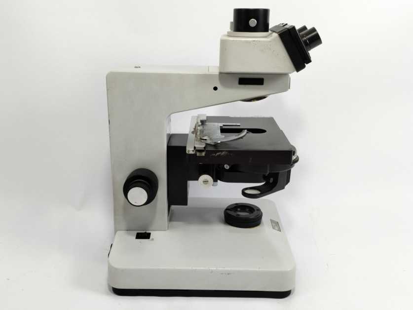 Leitz Wetzlar 020-452.008 DIALUX 20 EB Microscope **FOR SPARE PARTS**