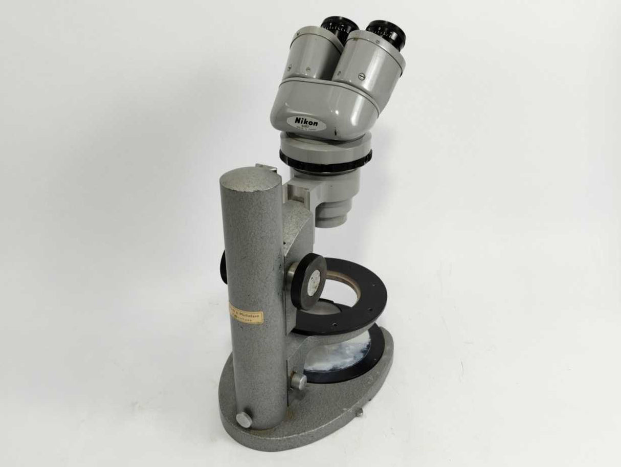 Nikon 82851 Microscope **FOR SPARE PARTS**