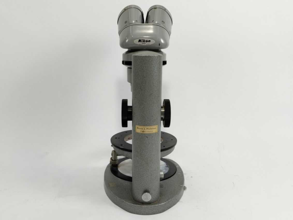 Nikon 82851 Microscope **FOR SPARE PARTS**