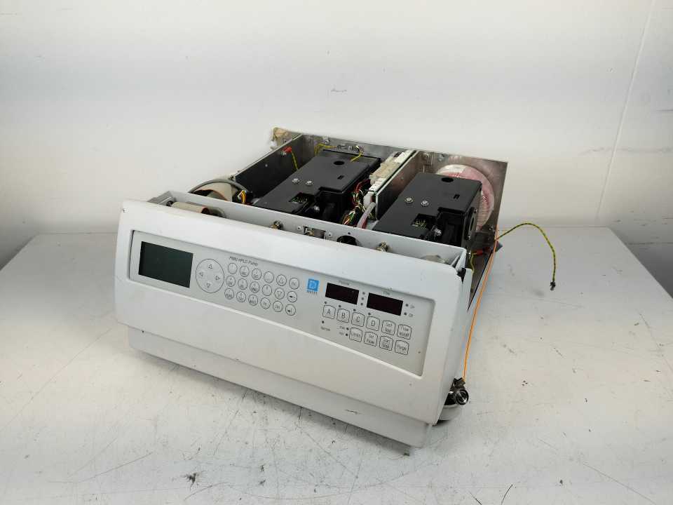 Dionex 5030.0016 P 680A HPG-2 HPLC Pump
