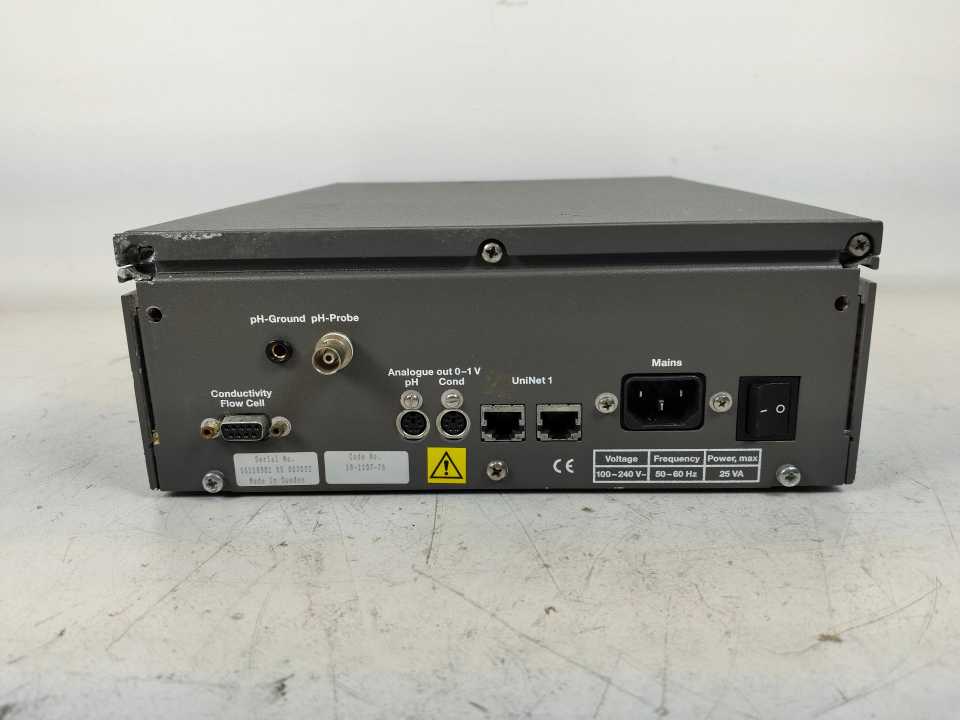 Amersham Pharmacia Biotech pH/C-900 pH/C-900 pH/Conductivity Monitor