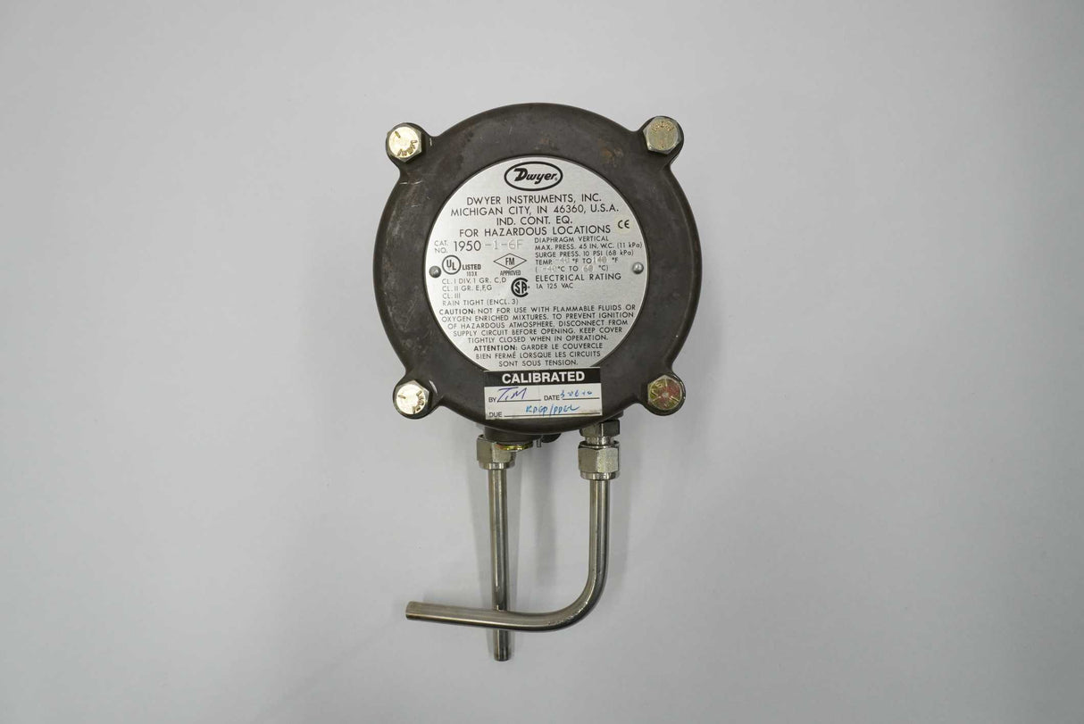 Dwyer 1950-1-6F Series 1950 Differential Pressure Switch 1950-1-6F