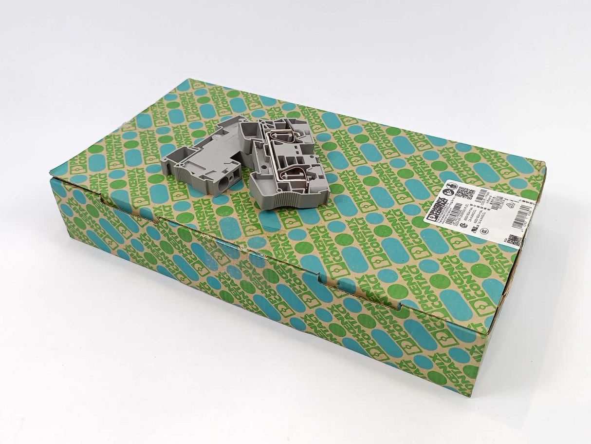 Phoenix Contact 3036149 ST 16 - Feed-through terminal block, 50 pcs