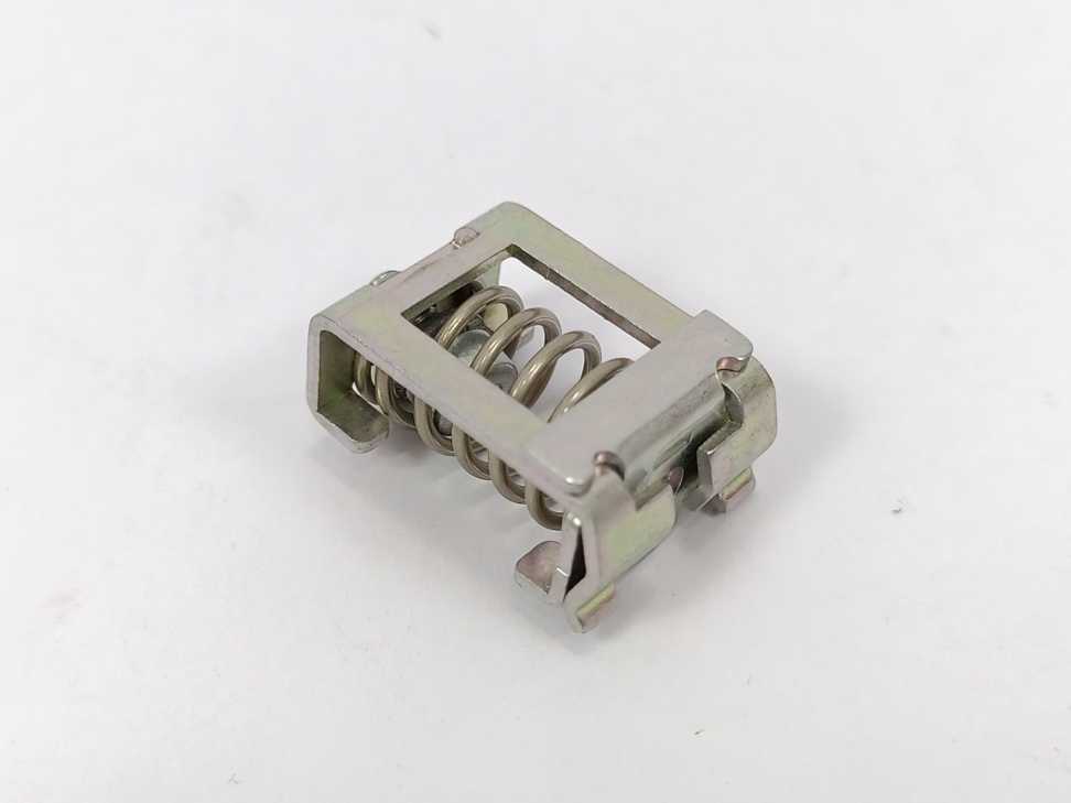 Weidmüller 1692261001 KLBUE 3-8 SC Clamping Yoke. Batch of 10 Pcs.