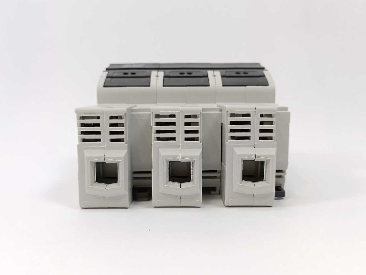 AB 1492-FB3J30 Ser. B 3 Pole Fuse Holder x2pcs