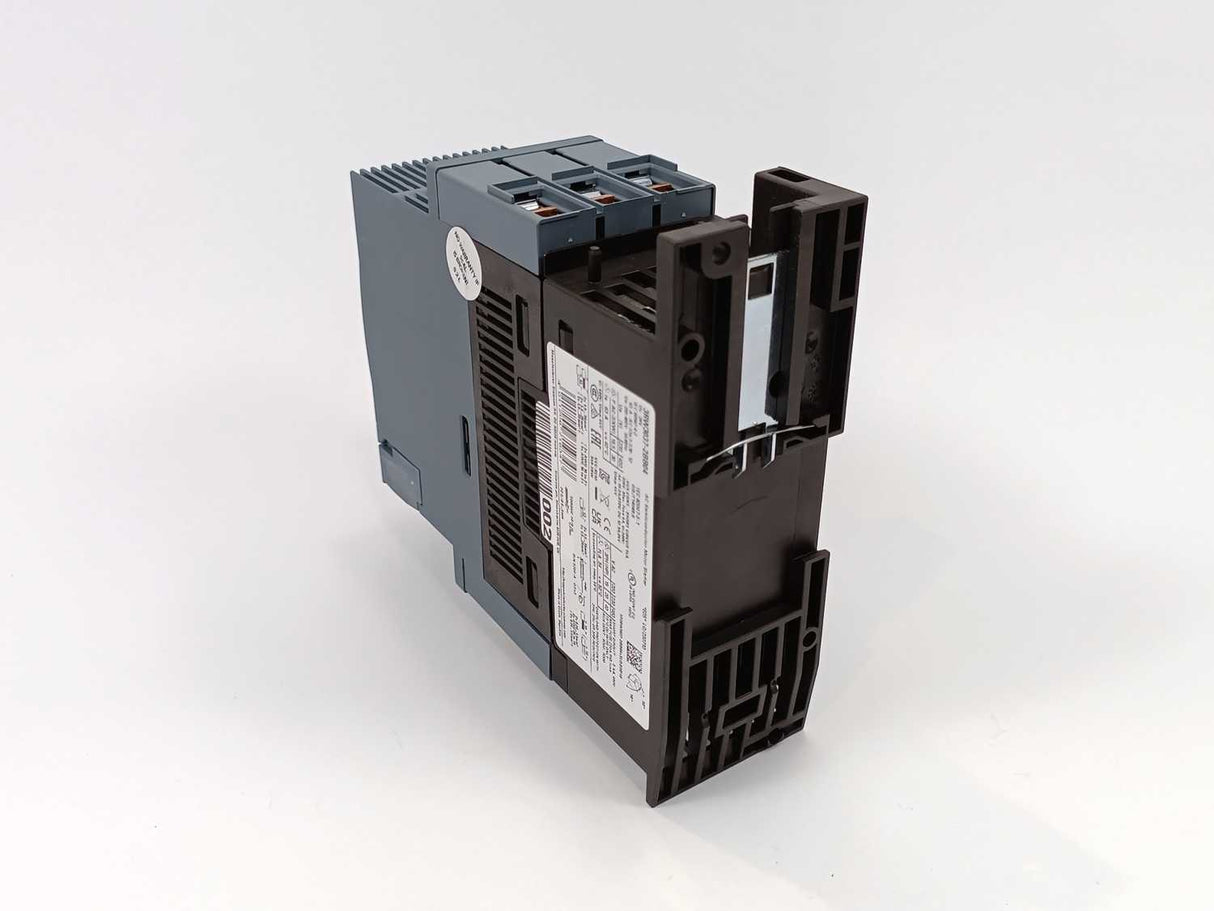 Siemens 3RW3037-2BB04 SIRIUS soft starter