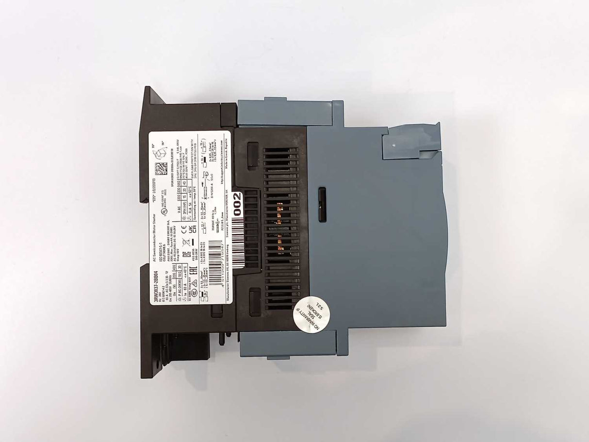 Siemens 3RW3037-2BB04 SIRIUS soft starter