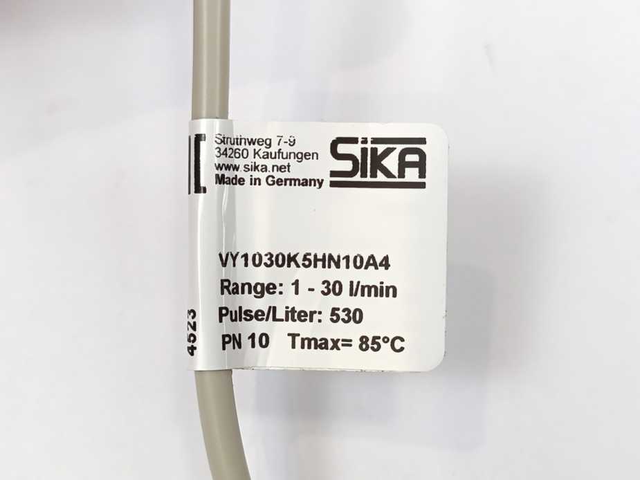 Sika VY1030K5HN10A4 Flow Switch 4,5-24VDC 1-30 l/min