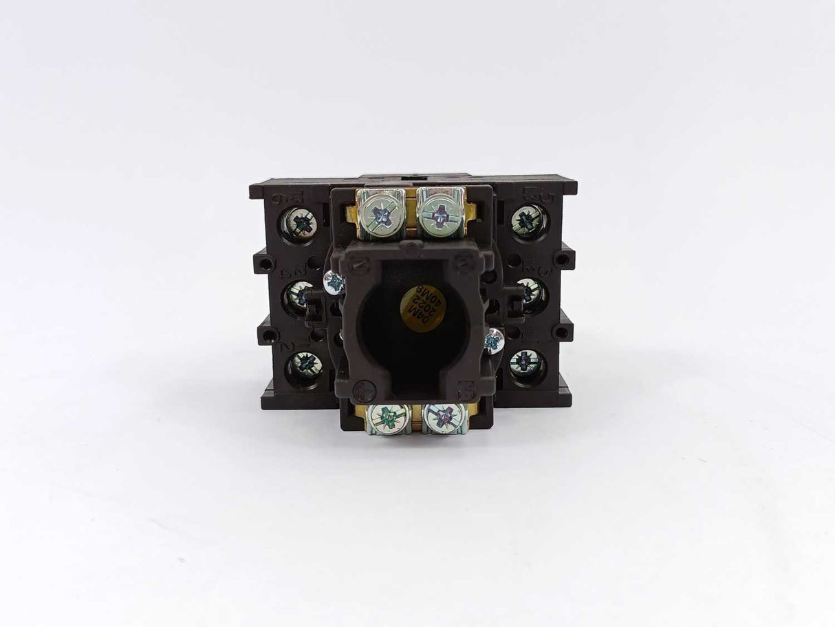 Eaton P1-32/EA/SVB Rotary disconnect switch 32A