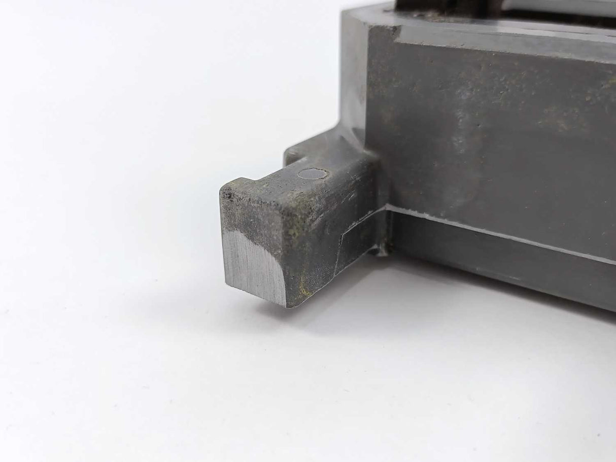 Schneider Electric LX4FG220 TeSys F - contactor coil - LX4FG - 220...230 V DC