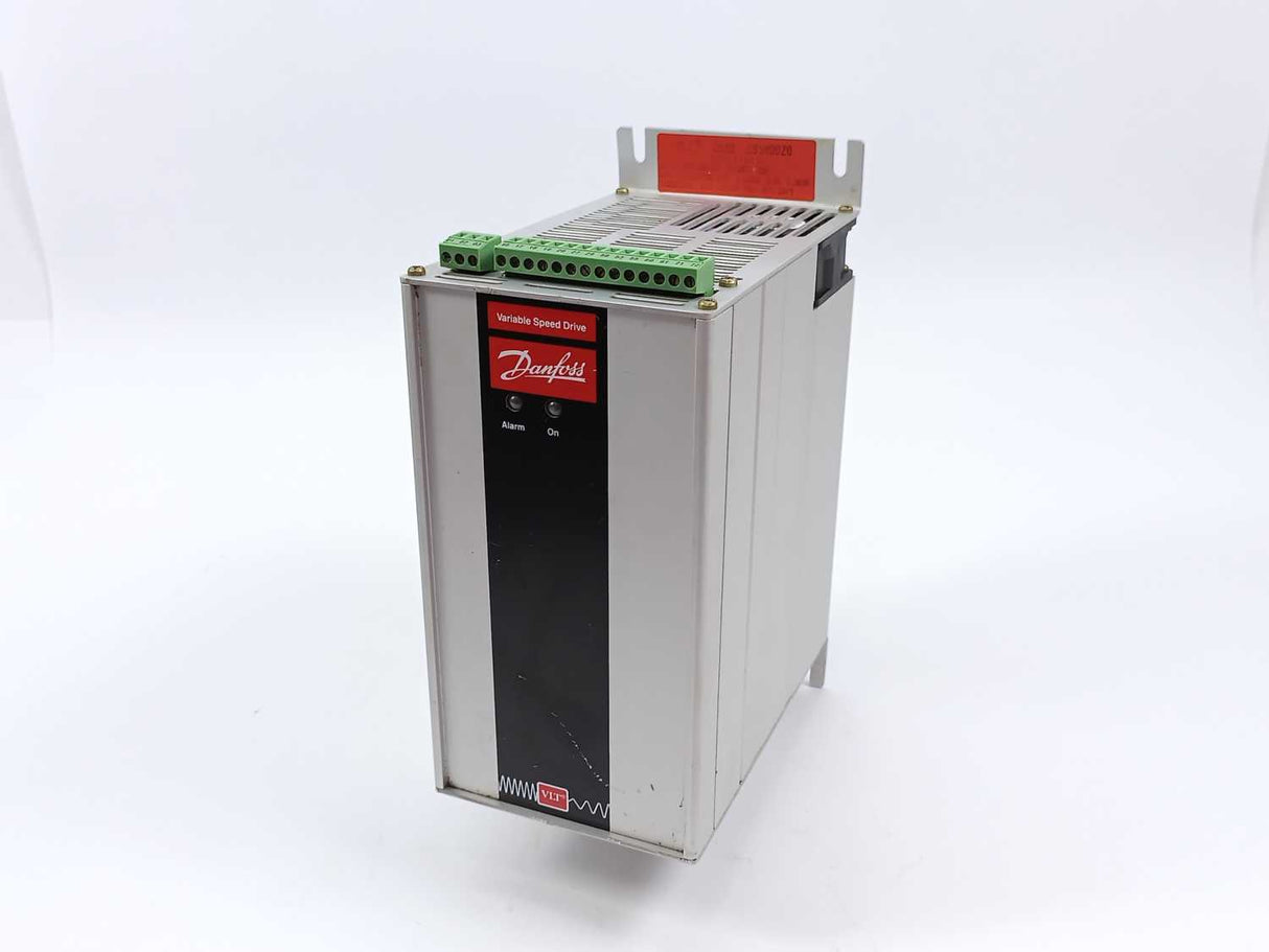 Danfoss 195H0020 VLT 2020, 1x220/230/240, 50/60Hz, 10A
