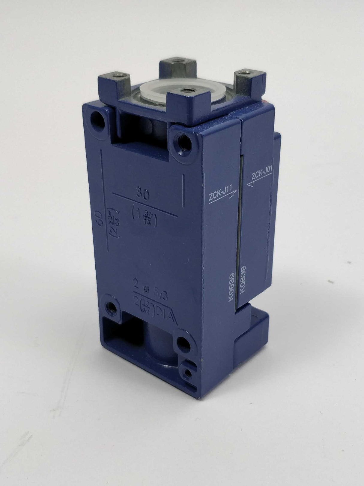 TELEMECANIQUE XCKJ1161H29 Limit Switch & ZCKE61 Head