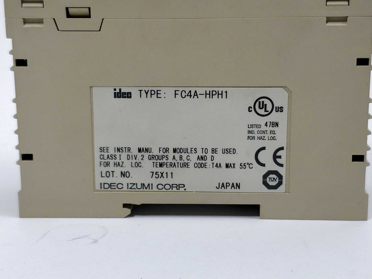 IDEC Corporation FC4A-HPH1 With FC4A-PH1 MicroSmart HMI Module