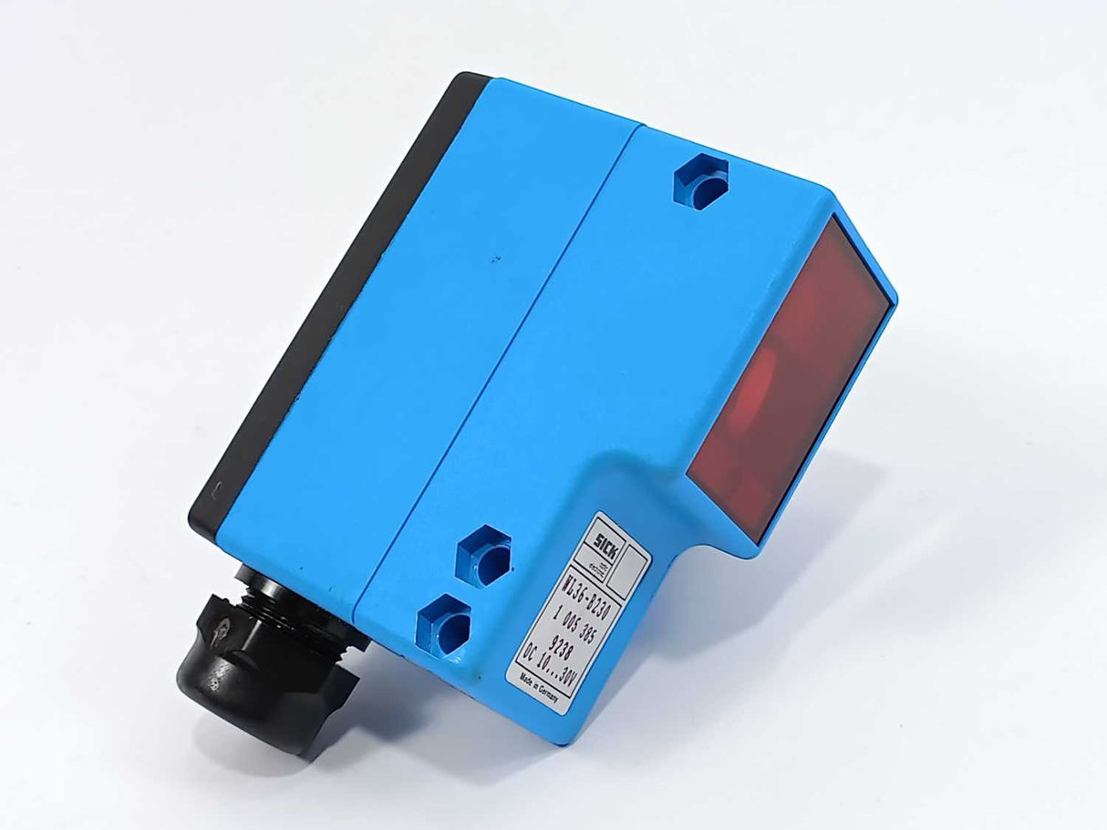 SICK 1005385 WL36-B230 Photoelectric retro-reflective sensor