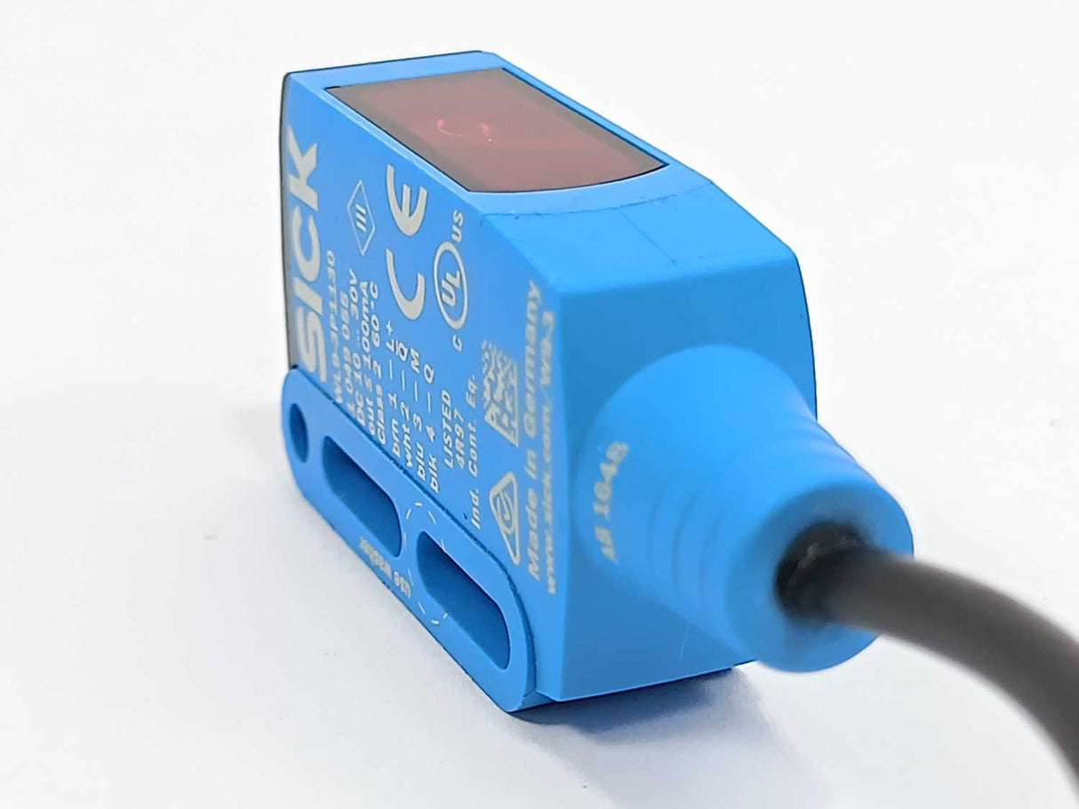 SICK 1049055 WL9-3P1130 Photoelectric retro-reflective sensor