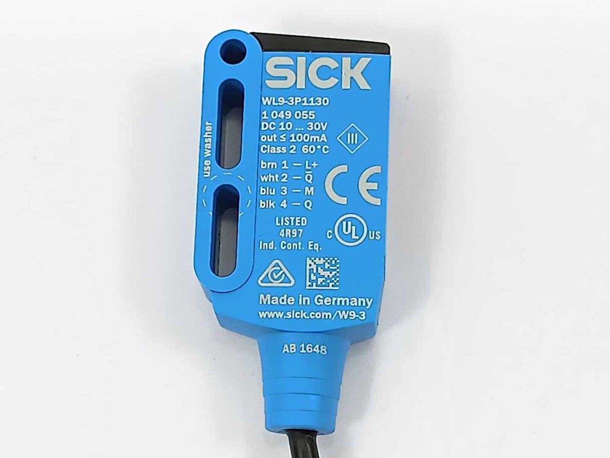 SICK 1049055 WL9-3P1130 Photoelectric retro-reflective sensor