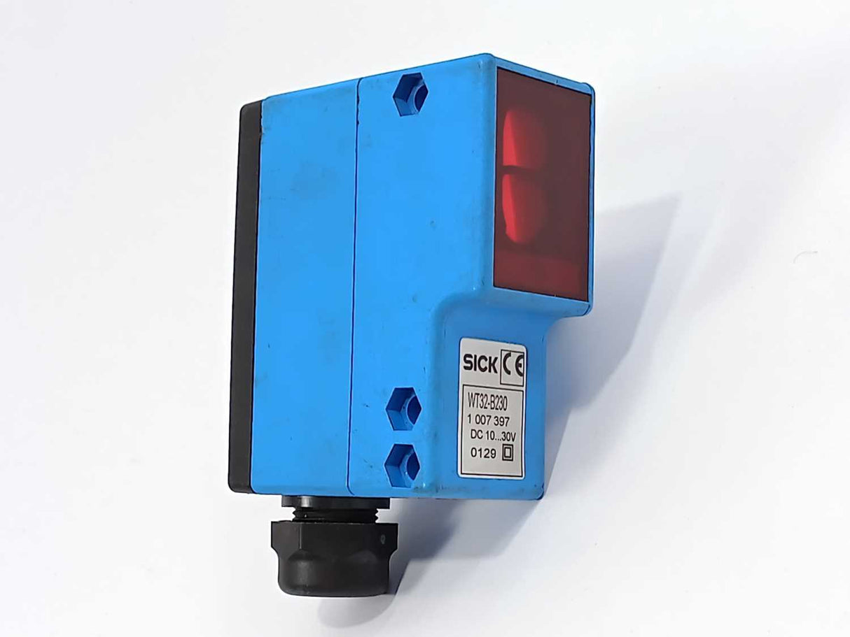 SICK 1007397 WT32-B230 Photoelectric proximity sensor