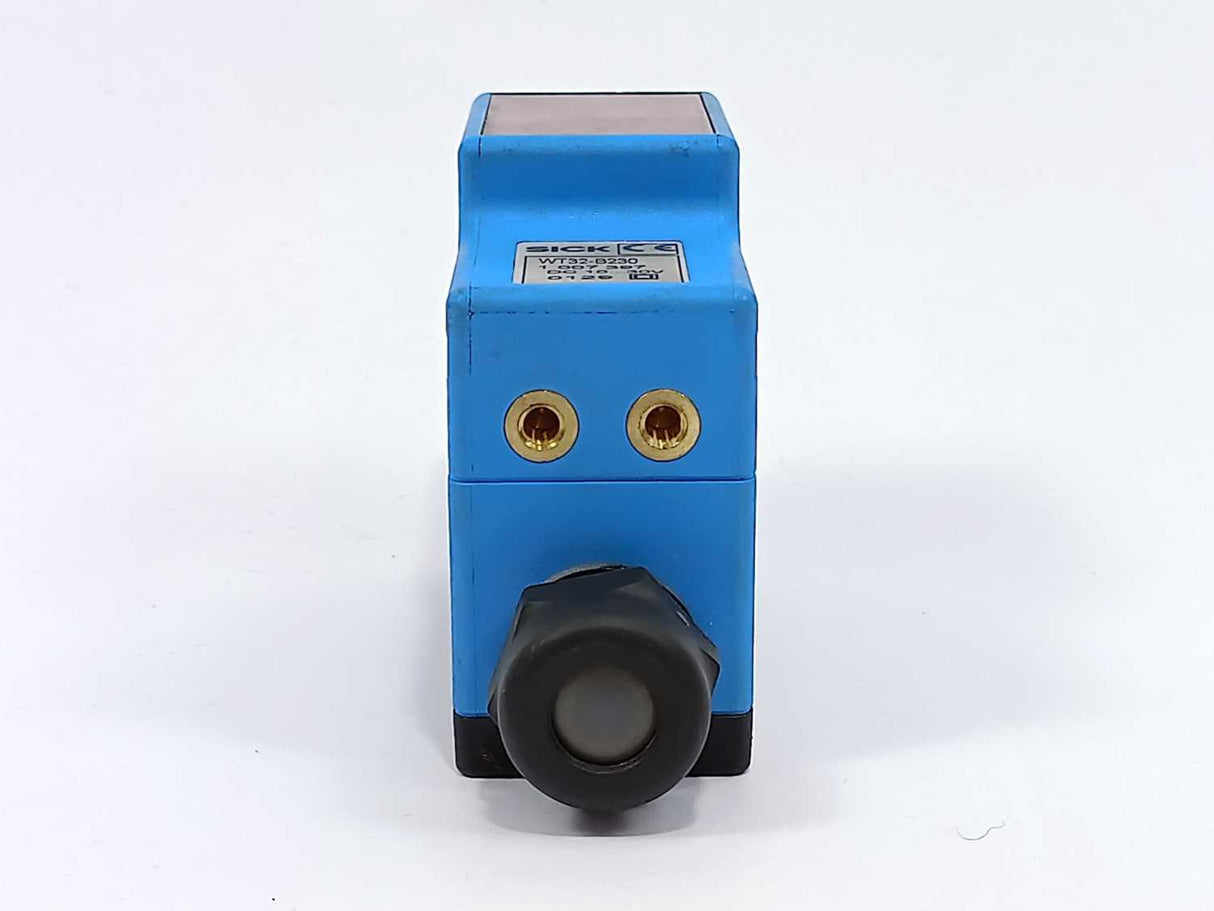 SICK 1007397 WT32-B230 Photoelectric proximity sensor