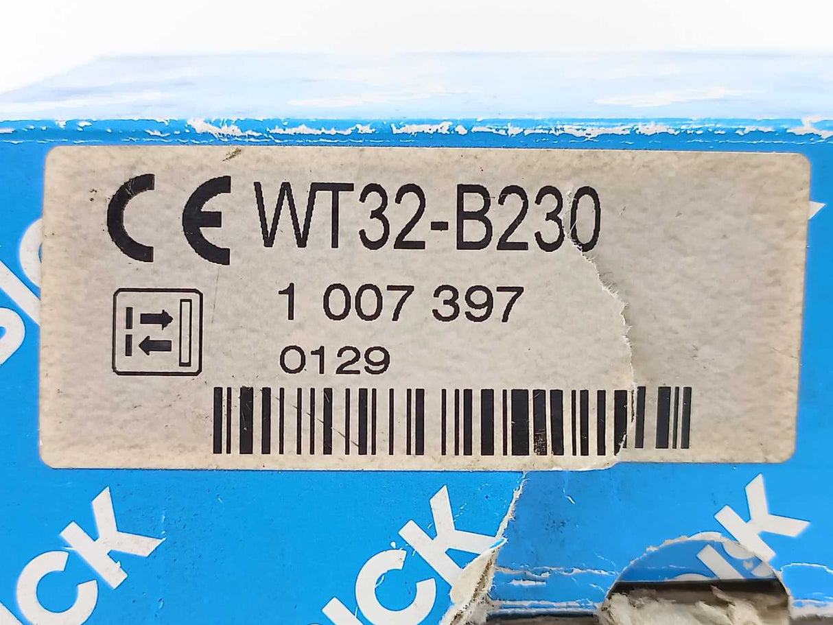 SICK 1007397 WT32-B230 Photoelectric proximity sensor
