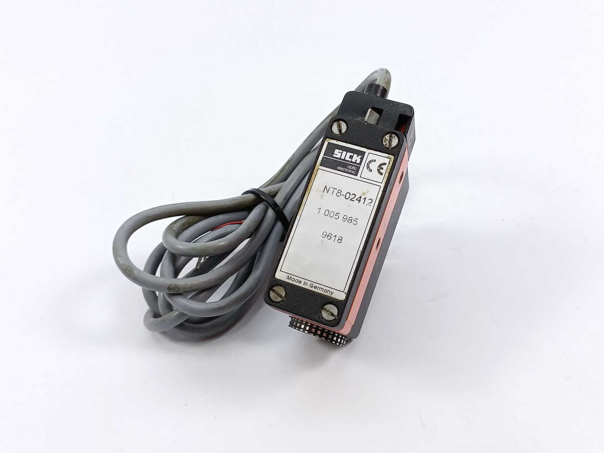 SICK 1005985 NT8-02412 Contrast Photoelectric Sensor