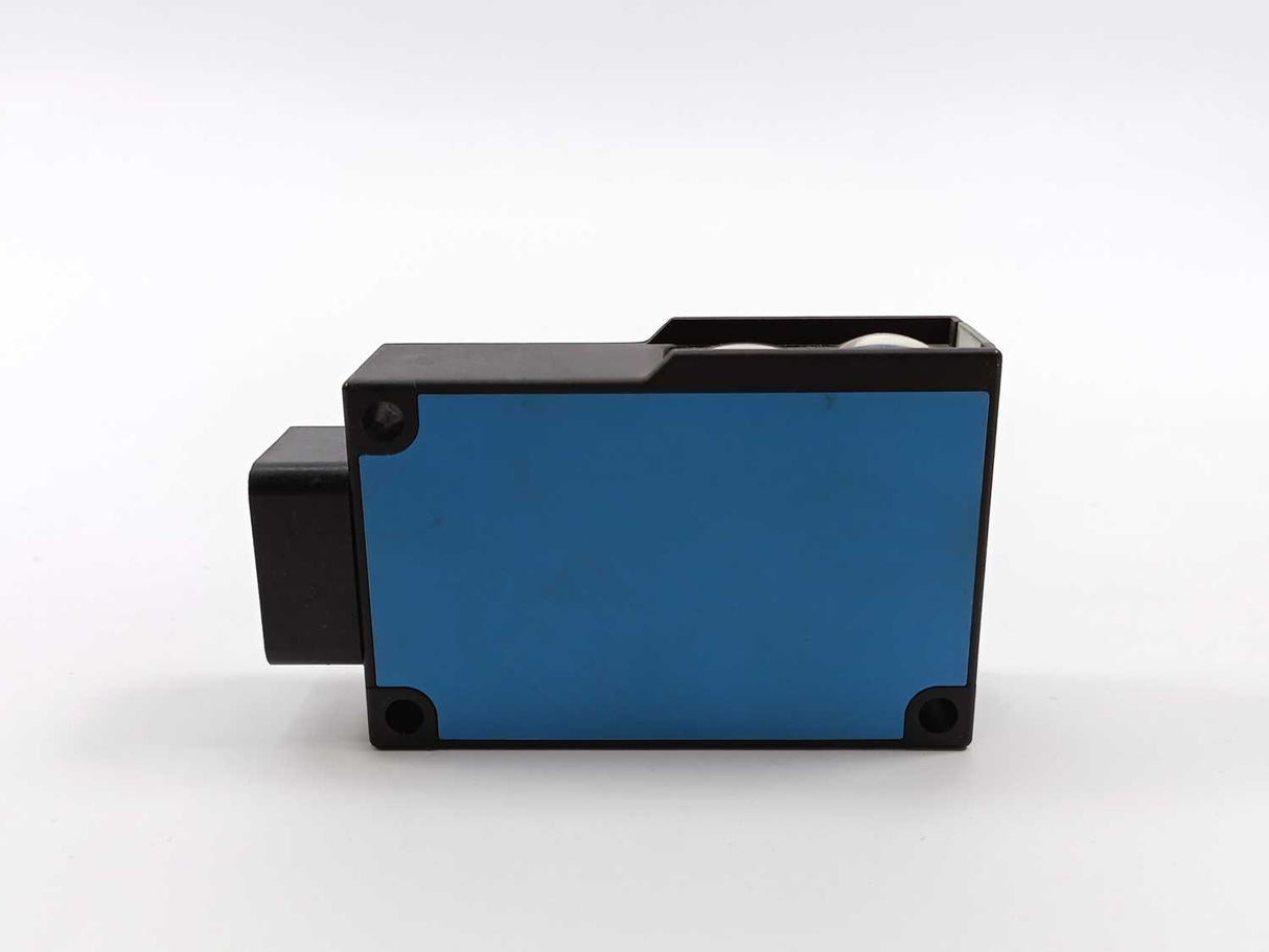 SICK 1015083 WT27-2F710 Photoelectric proximity sensor