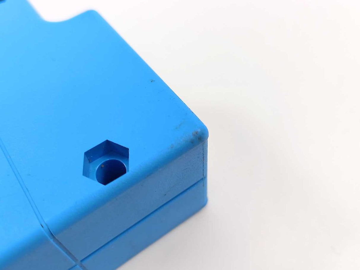 SICK 1008849 WL36-R730 Photoelectric Reflex Sensor