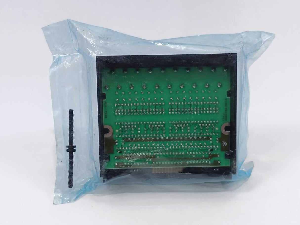 Idec Izumi Corp. PFJ-N162U FA-1J 16-DC Input Unit (SINK)