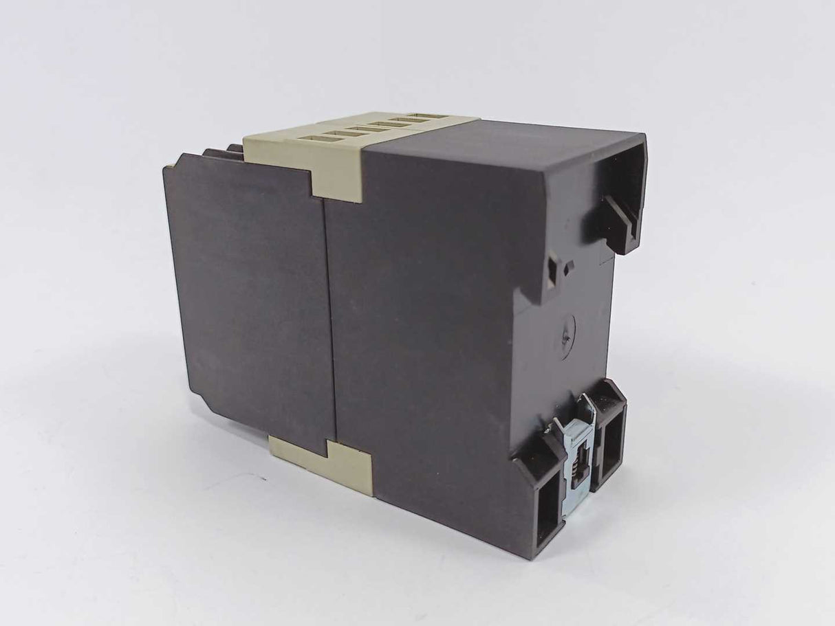 Entrelec Schiele 2.440.011.12 MBN Timetron switching time 0.05-300h 220-240V