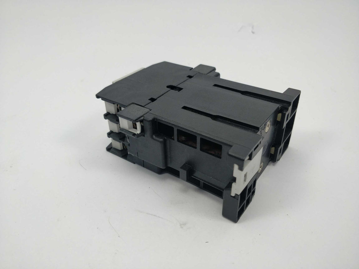 Klockner Moeller DIL0M-G Contactor. 24VDC