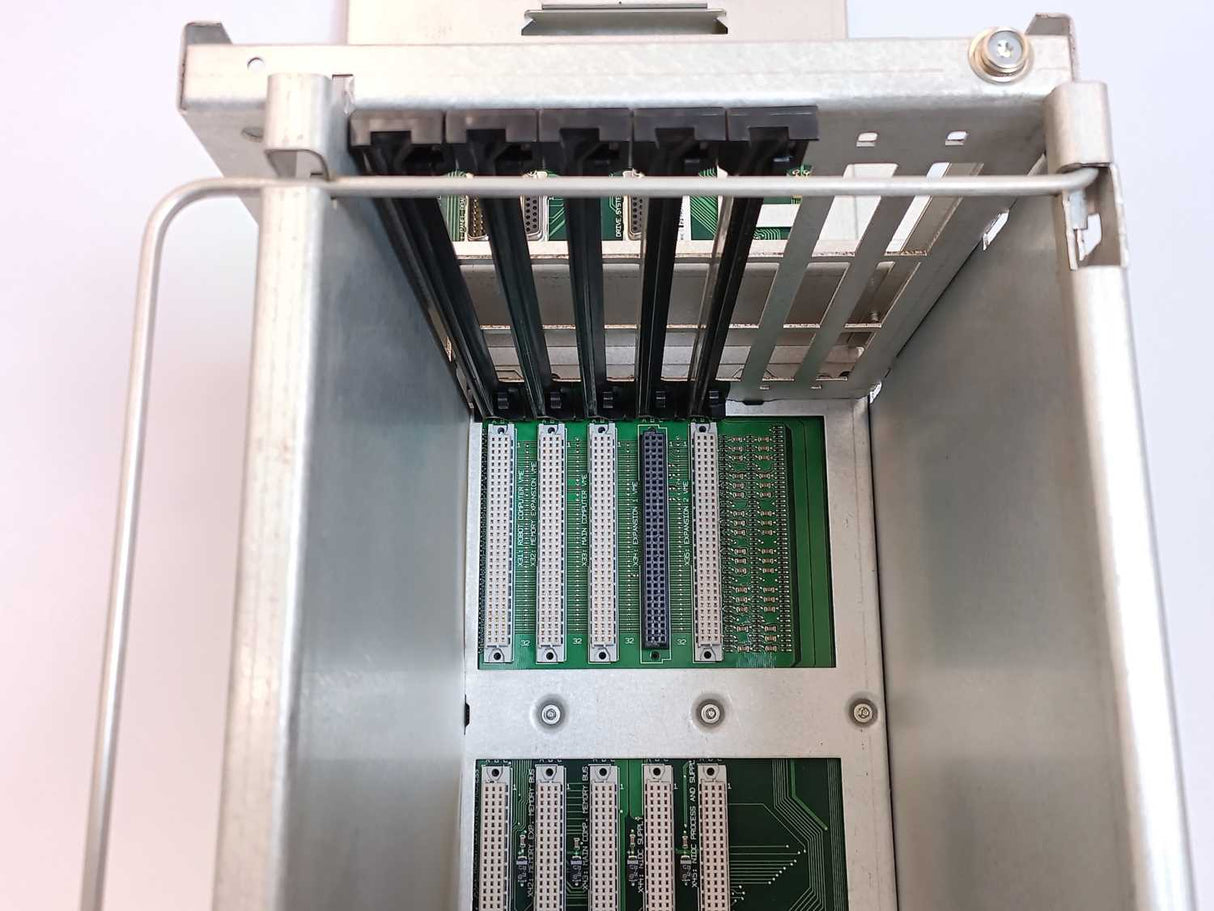 ABB 3HAC2425-1 Robotics Backplane Rack, DSQC370