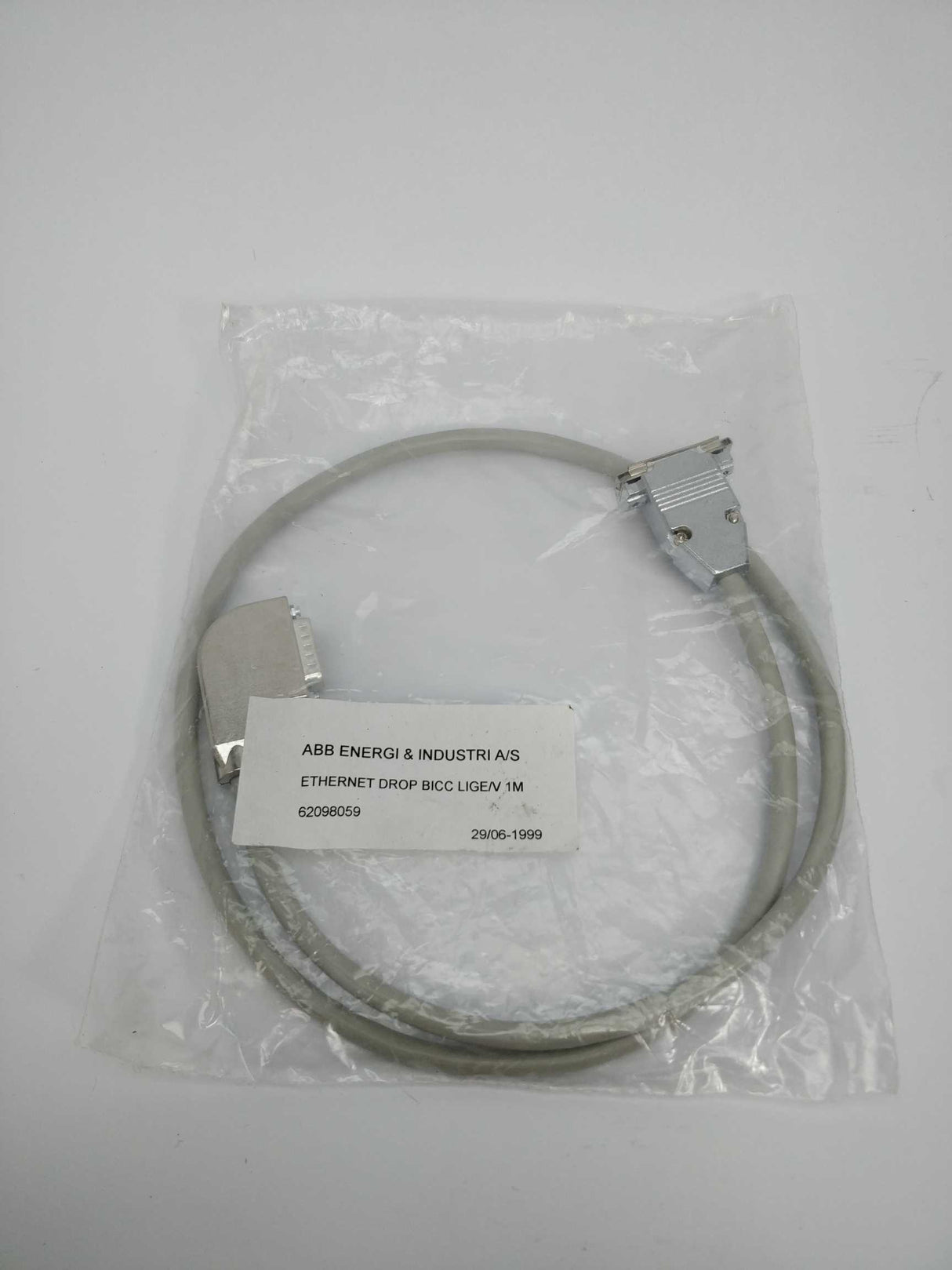 ABB 62098059 Ethernet drop bicc 1m