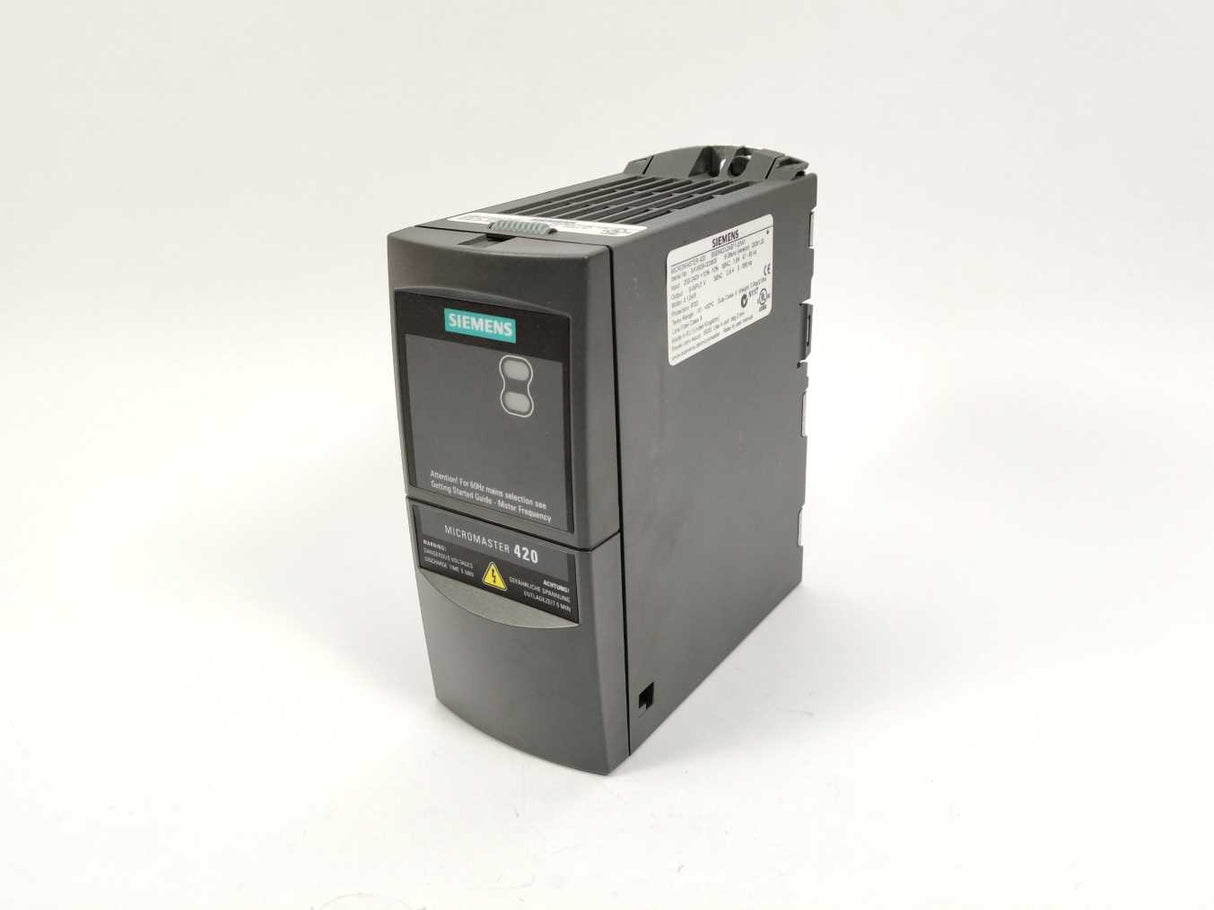 Siemens 6SE6420-2AB11-2AA1 MICROMASTER 420