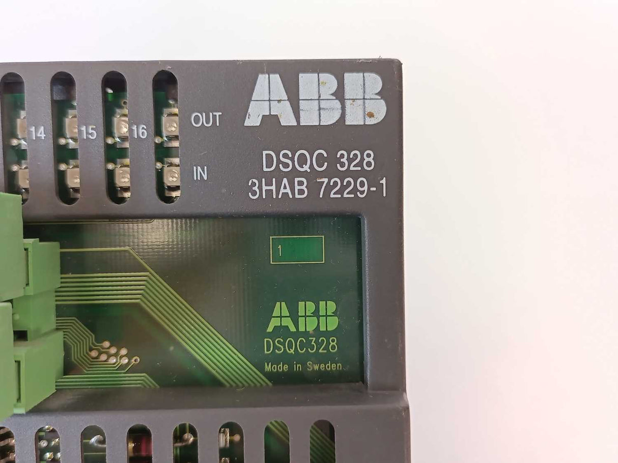 ABB DSQC 328 Digital I/O module 3HAB 7229-1