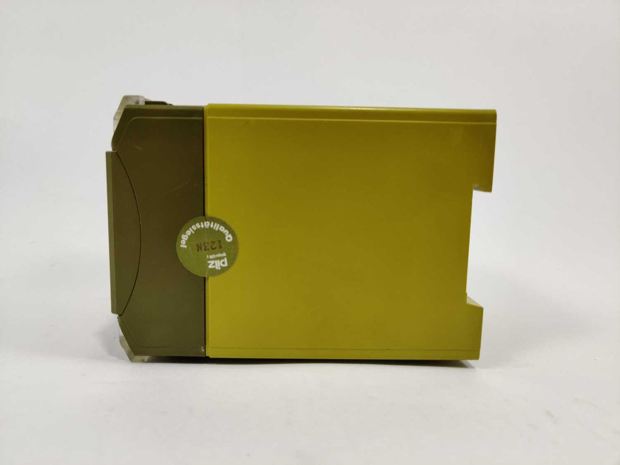 Pilz 474768 PNOZ/8 Safety Relay