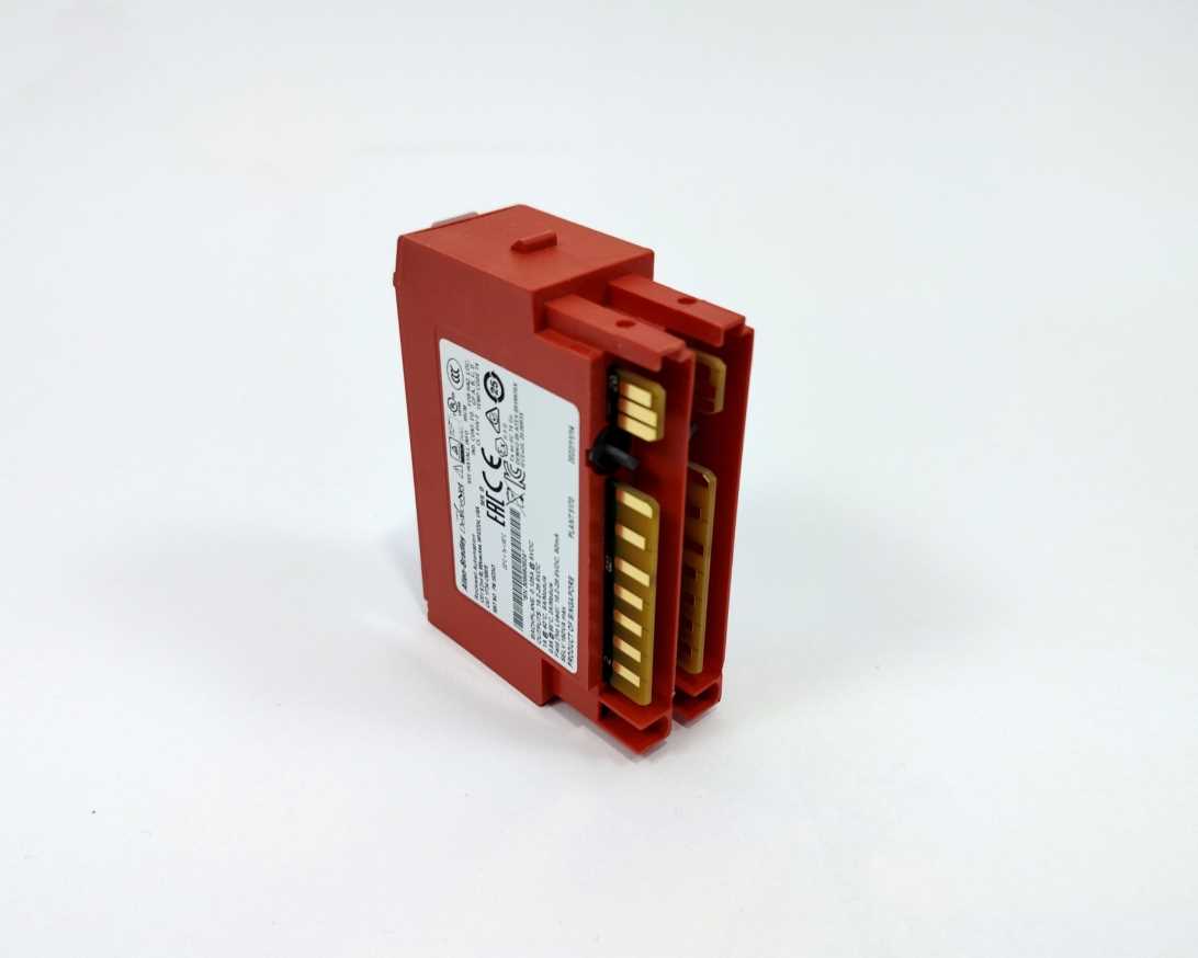 AB 1734-OB8S Ser B, 8 Channel Safety Sourcing Output Module