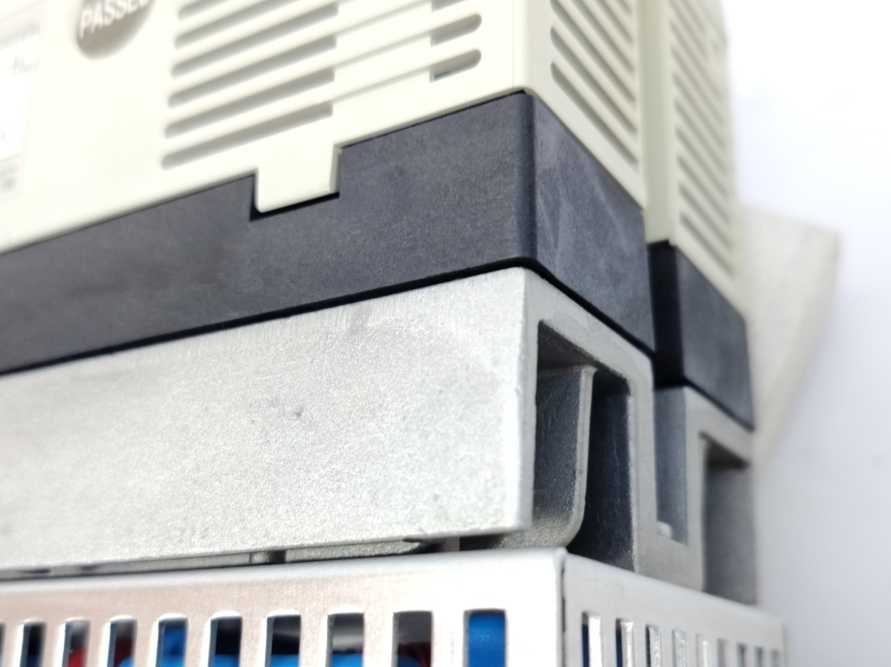 Mitsubishi Electric FR-U120S-N0.2K-EC Freqrol-U100 Variable Frequency Drive