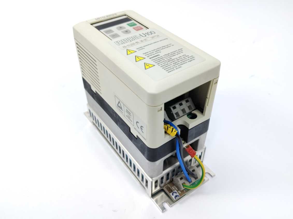 Mitsubishi Electric FR-U120S-N0.2K-EC Freqrol-U100 Variable Frequency Drive