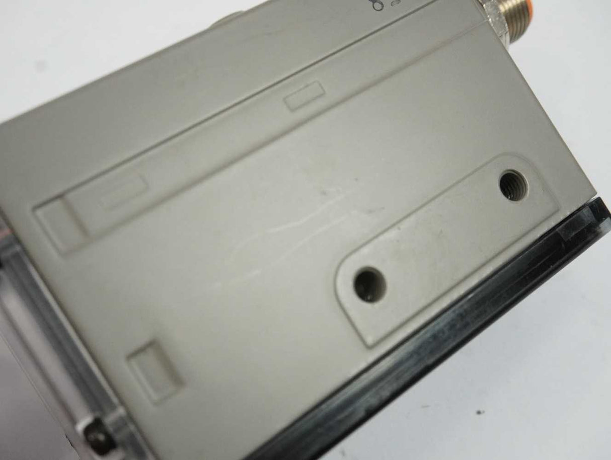 OMRON E3MC-A41 Colour Mark Sensor