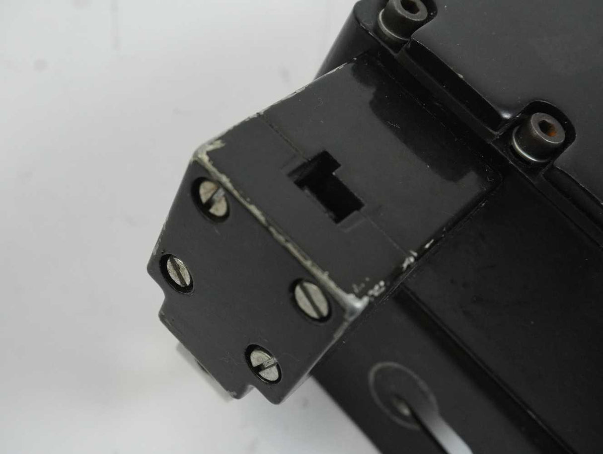 Jokab Safety JSNY8M 24VDC Safety Limit Switch