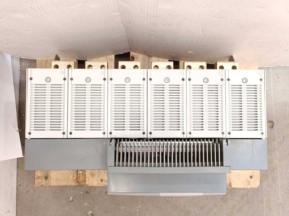 ABB 1SDA056805R1 Sace E4S 4000 PR122/P-LSIG In=4000A 3p W MP Circuit Breaker