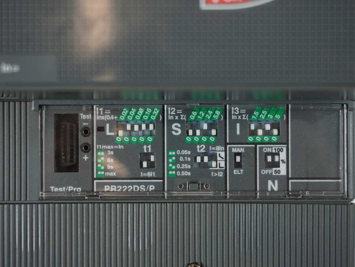 ABB 1SDA054065R1 T4H 250 PR222DS/P-LSI In=250 4p F F w/ Accessories